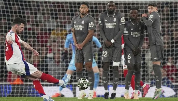 Tantangan Nicolas Jover dan Tendangan Bebas Menakjubkan Declan Rice di Laga Arsenal vs Real Madrid