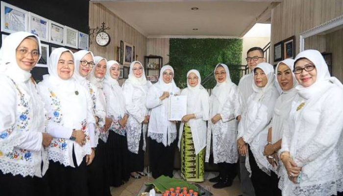 Tiga Kader PKK Kota Tangerang Raih Penghargaan di Momen Hari Kartini 2025