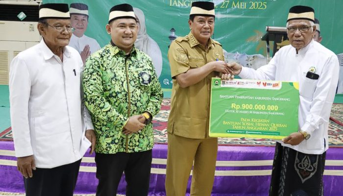 900 Juta untuk 30 Sapi Kurban! Pemkab Tangerang & DMI Banjiri Masjid Sambut Idul Adha 2025