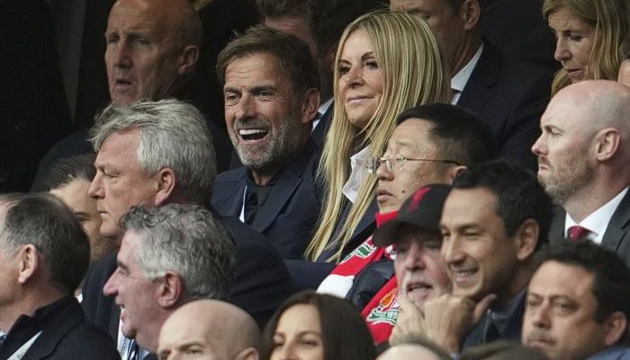 Juara Lagi! Liverpool Samai Rekor MU, Klopp Kembali ke Anfield