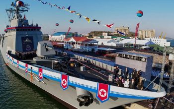 Kapal Perusak Korea Utara Rusak Saat Peluncuran: Kim Jong Un Murka!