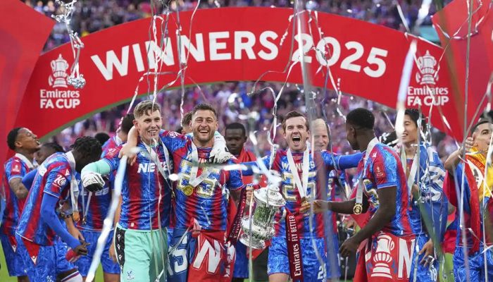 Pep Guardiola legawa, Dari Dasar Klasemen ke Puncak Wembley FA Cup: Crystal Palace Hancurkan Mimpi City & Ukir Sejarah!