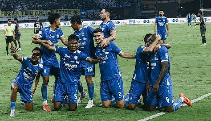 Persib Kunci Juara Liga 1! Tumbangkan Persis Solo 3-2 di Laga Penutup Dramatis!