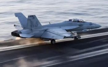 Super Hornet Jatuh Lagi! USS Harry Truman Diserang Houthi di Tengah Gencatan Senjata