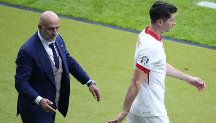 Penyebab Lewandowski Boikot Timnas Polandia