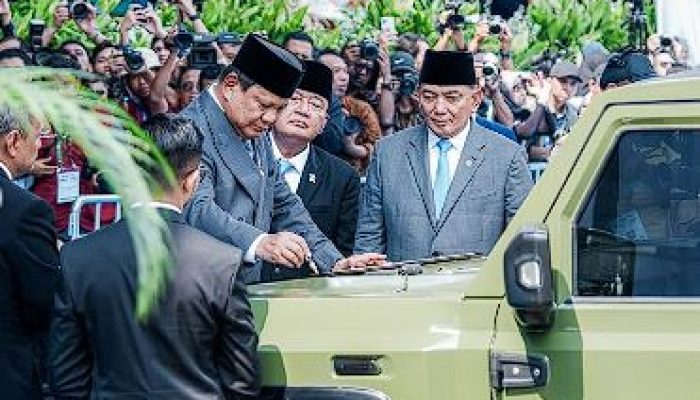 Prabowo Resmikan MV3-EV “PANDU”: Era Baru Kendaraan Tempur Listrik Indonesia Dimulai!