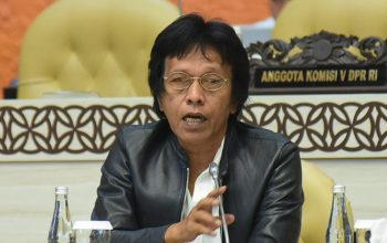 Adian Napitupulu Kritik Potongan Tarif Ojek Online yang Kerap Berubah: Soroti Permen 1001 dari Kemenhub