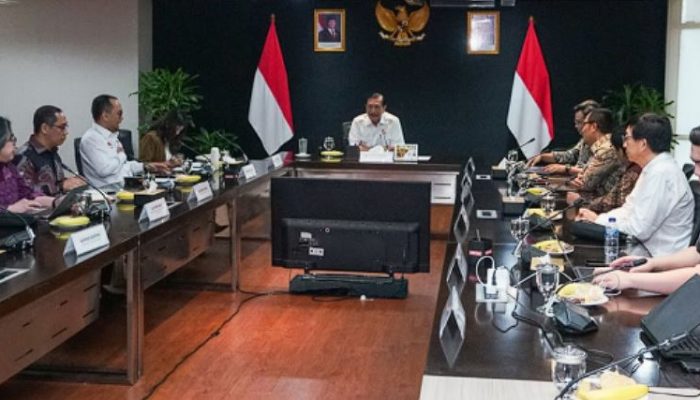 Kemkomdigi Gandeng PPATK, Rekening Judi Online Dibekukan! Pemerintah Serius Buru Uang Haram