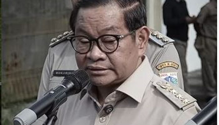 Penyebab Banjir Jakarta! Pramono Kerahkan 600 Pompa, Pastikan Penanganan Banjir Optimal