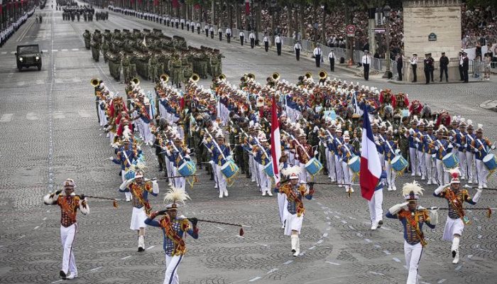 Spektakuler! Parade Bastille Day 2025 di Paris Tampilkan Pasukan Indonesia & Jet Tempur Rafale