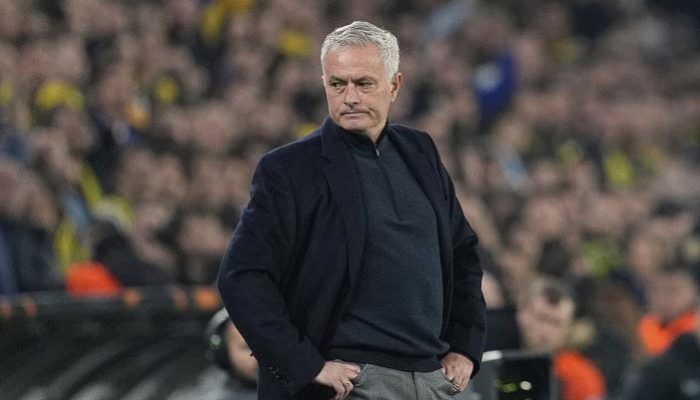 Akhir Era Mourinho? Penyebab ‘The Special One’ Dipecat  Fenerbahce