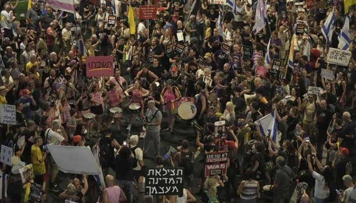 Israel Bergejolak: Ratusan Ribu Tuntut Pembebasan Sandera di Tengah Perang Gaza