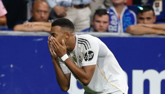 Mbappe Brace! Real Madrid Bantai Oviedo 3-0, Vinicius Dicadangkan!