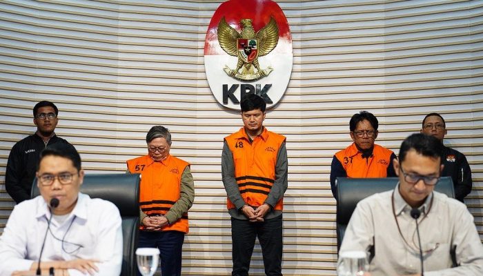 OTT KPK! Suap Rp2,3 M & SGD189 Ribu Dibongkar di Skandal Hutan Lampung!