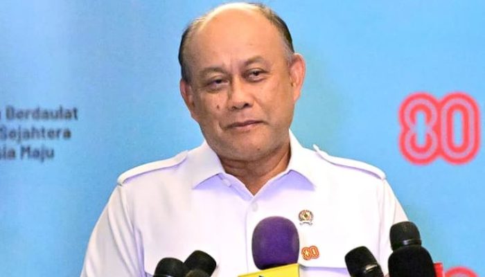 Presiden Prabowo Genjot Program Makan Bergizi Gratis: 15 Juta Anak Sudah Terlayani, Ekonomi Rakyat Terdongkrak!