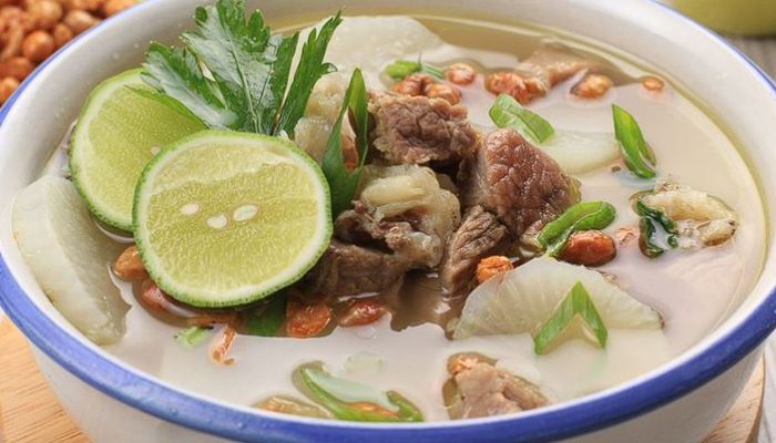 Soto Bandung Paling Enak! 3 Tempat Legendaris yang Bikin Lidah Meleleh