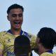 Arema FC Tumbang! Gol Telat Persib Hancurkan Mimpi di Kanjuruhan