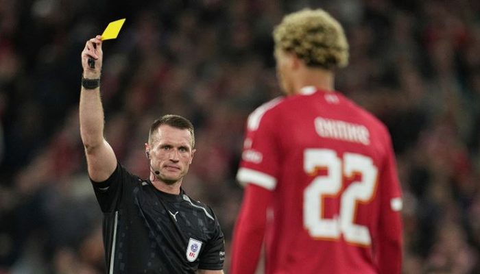 Drama Carabao Cup Di Anfield: Ekitike Cetak Gol Penentu, Lalu Diusir karena Selebrasi!