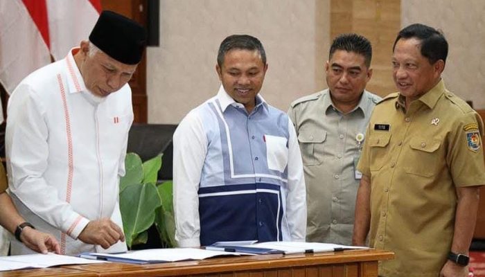Gubernur Riau Bangun Pabrik Sagu dan Kelapa: Petani Siap Naik Kelas