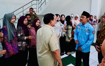 Harunya Siswa SRMA Margaguna Saat Kepala Mereka Disentuh Presiden Prabowo 05