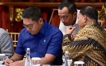 Presiden Prabowo Gelar Rapat di Hari Libur Fokus ke Makan Bergizi Gratis & Kesehatan 36 Juta Warga 3