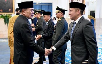 Presiden Prabowo Reshuffle Kabinet, 5 Pejabat Baru Resmi Dilantik di Istana Negara 04