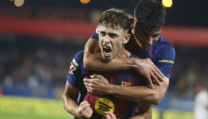 Trio Maut Barcelona Bantai Valencia 6-0, Raphinha & Lewandowski Ngamuk dari Bangku Cadangan