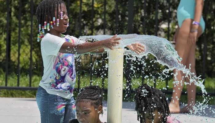 Cuaca Panas Bisa Bunuhmu Diam-Diam: Kenali Gejala Heat Exhaustion Sebelum Terlambat