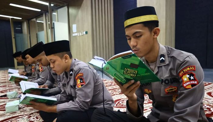Divhumas Polri Rutin Gelar Khataman Al-Qur’an: Iman Kuat, Tugas Mantap