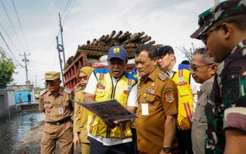 Gubernur Ahmad Luthfi Gerak Cepat, Panggil Bupati Demak dan Wali Kota Semarang Bahas Solusi Tuntas Banjir Jateng