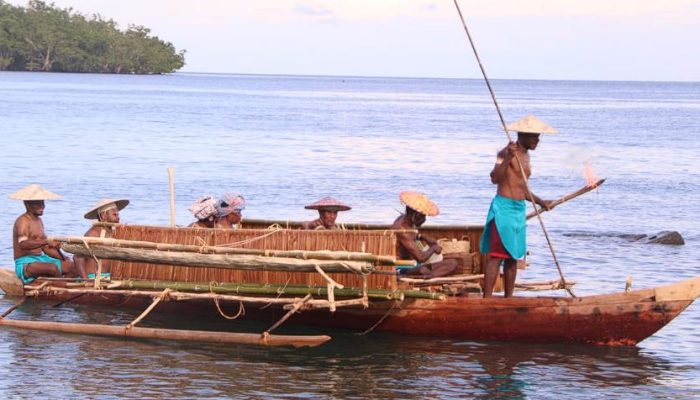 Laut Menari Warna-warni di Festival Raja Ampat 2025