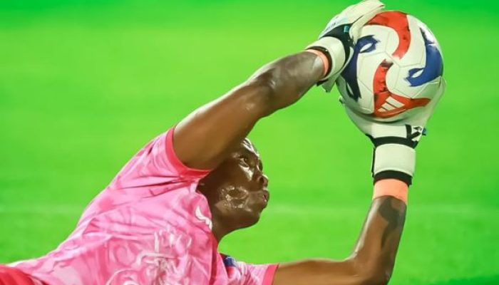 Maung Bandung Mengamuk, PSBS Biak Dibantai 3-0, Persib Tembus 3 Besar