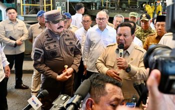 Prabowo Saksikan Langsung Rampasan Aset Tambang, Ungkap Kerugian Negara Rp300 Triliun 1