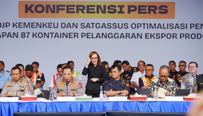 87 Kontainer CPO Ilegal Digulung Polisi, Kapolri Turun Tangan