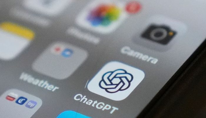 ChatGPT di Sekolah: Bantu Belajar atau Bahaya Curang Akademik?