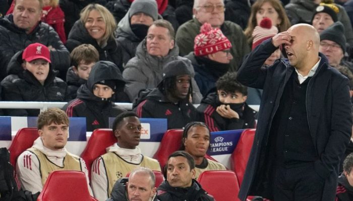 Liverpool Hancur di Anfield! Slot Terpojok Usai Dipermalukan PSV 1-4