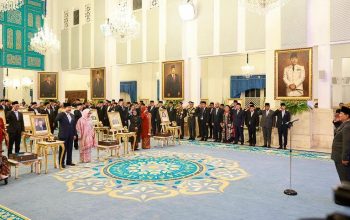 Prabowo Anugerahkan Gelar Pahlawan Nasional untuk 10 Tokoh Legendaris Indonesia 2 Prabowo Anugerahkan Gelar Pahlawan Nasional untuk 10 Tokoh Legendaris Indonesia 2