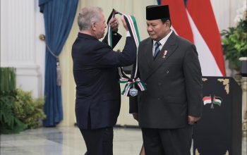Prabowo Terima Penghargaan Tertinggi Kerajaan Yordania, Dunia Akui Peran Besar Indonesia 2 Prabowo Terima Penghargaan Tertinggi Kerajaan Yordania, Dunia Akui Peran Besar Indonesia 2