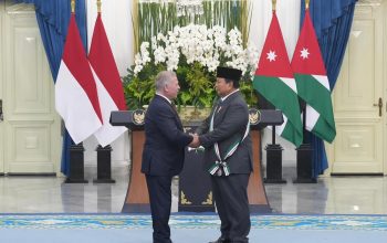 Prabowo Terima Penghargaan Tertinggi Kerajaan Yordania, Dunia Akui Peran Besar Indonesia 3 Prabowo Terima Penghargaan Tertinggi Kerajaan Yordania, Dunia Akui Peran Besar Indonesia 3