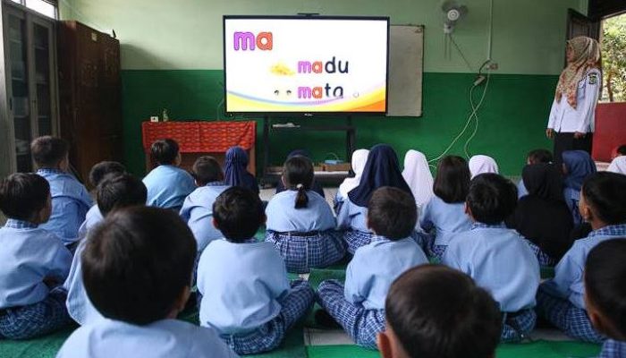 Revolusi Belajar di Tangerang, 350 PAUD Dapat Panel Interaktif Canggih dari Pemkot