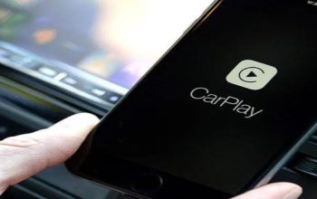Tesla Akhirnya Takluk? CarPlay Dikabarkan Segera Masuk ke Mobil Tesla