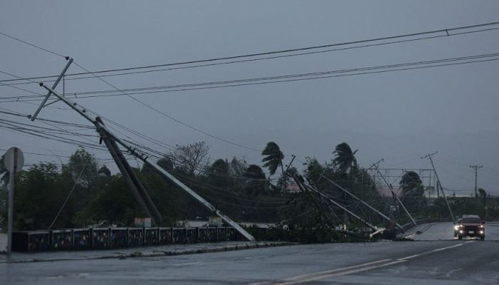 Topan Fung-wong Hantam Filipina: 1,4 Juta Warga Mengungsi