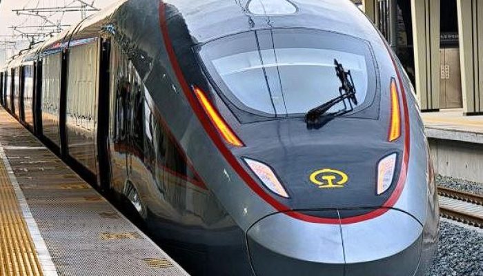 Kereta Cepat di barat laut Tiongkok Resmi Beroperasi, 299 KM Ditempuh 68 Menit