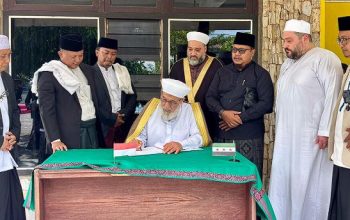 Kunjungan Ulama Syam di Pondok Pesantren Baitul Arqom Nasihat Adab, Sanad Ilmu, dan Ijazah Dzikir Syaikh Dr. Muhammad Rajab Dieb 4 Kunjungan Ulama Syam di Pondok Pesantren Baitul Arqom Nasihat Adab, Sanad Ilmu, dan Ijazah Dzikir Syaikh Dr. Muhammad Rajab Dieb 4