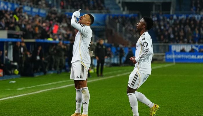Mbappé Comeback, Madrid Menang Dramatis 2-1 atas Alavés