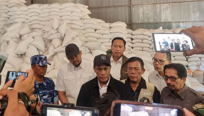 Mentan Kirim Stok Beras 3 Kali Lipat, Sumut–Aceh–Sumbar Dipastikan Aman Pasca Banjir