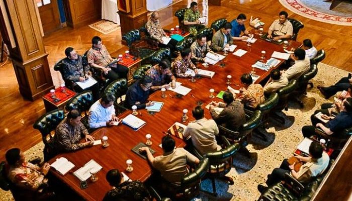 Prabowo Panggil Menteri ke Hambalang, Fokus Bencana Sumatra dan Libur Akhir Tahun