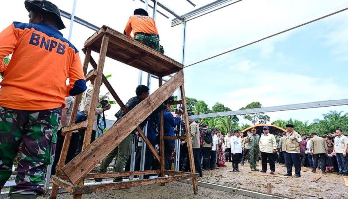 Prabowo Siapkan 44 Ribu Huntara untuk Korban Bencana di Sumatra dan Aceh