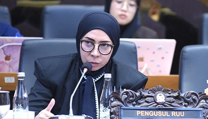 RUU Hak Cipta: Melly Goeslaw Desak Aturan LMK–KMK Satu Pintu