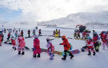 Tiongkok Kasih Liburan Salju Gratis untuk Jutaan Siswa, Industri Pariwisata Musim Dingin Meledak